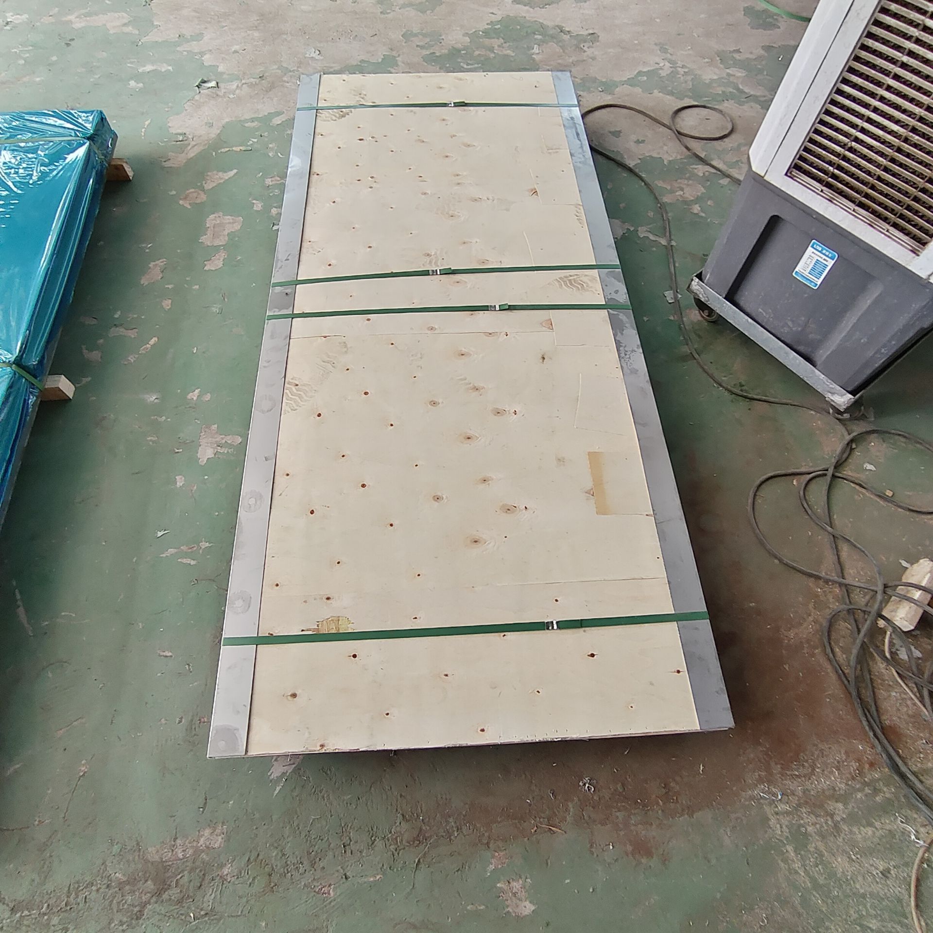 嘉峪关铅门：医疗辐射防护的坚实屏障